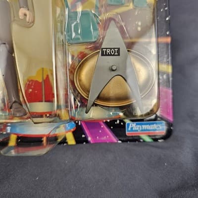 Star Trek TNG DEANNA TROI *Unopened* Playmates Action Figure 1993 With Gear - Thumbnail 5