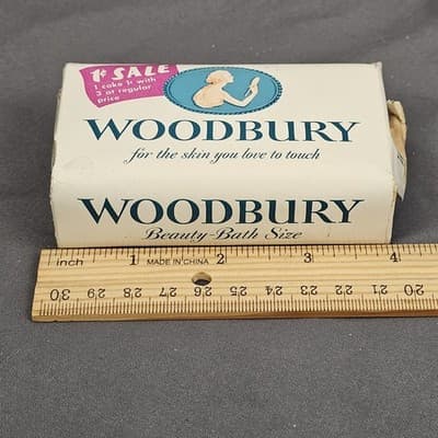 Vintage Woodbury Beauty Bath Size 4" Soap Bar New Old Stock 1940s Prop - Thumbnail 6