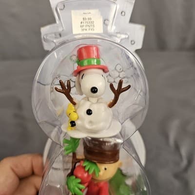 Peanuts Charlie Brown Sally Snoopy Christmas Holiday Figurines Tree 2018 - Thumbnail 5