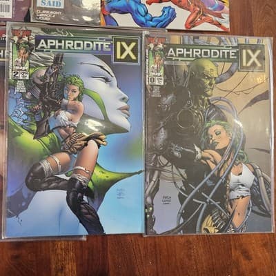 Aphrodite & X-Men Mixed Lot of Comics 1996, 2001, 2004 See Desc - Thumbnail 2