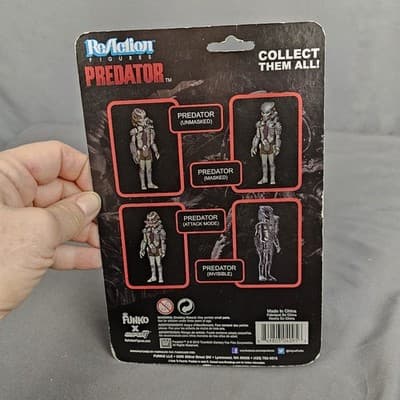 ReAction Predator Masked Invisible Action Figure 3.75” Funko 2013 Package Wear - Thumbnail 4