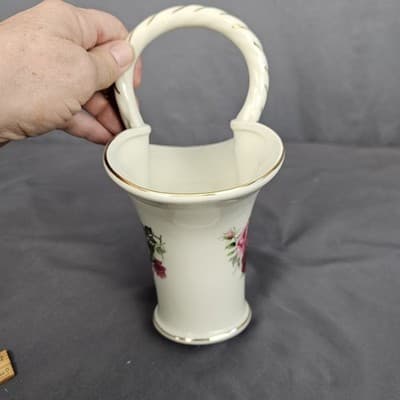 Vintage Victorian Roses Porcelain Basket Vase Handle Gold Accents Formalities - Thumbnail 10