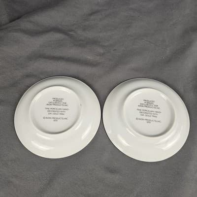 2 Vintage Avon porcelain mini plate with butterflies- 22kt gold trim -4½" dia. - Thumbnail 3