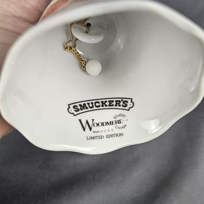 Smucker's Woodmere Strawberry Bell Limited Edition USA - Thumbnail 5