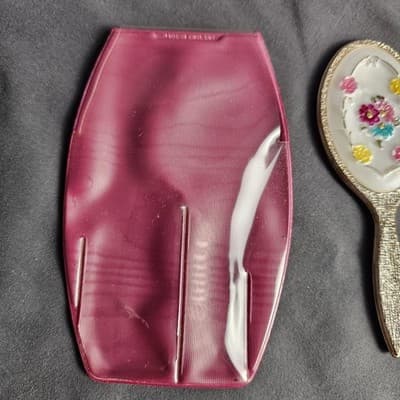 Vintage Child's Comb & Mirror Set in Case Floral Design Made in England 5" Long - Thumbnail 13