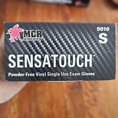 MCR Sensatouch 5010S 5ml Single Use Powder free Vinyl Gloves 1 box Free Shipping - Thumbnail 4