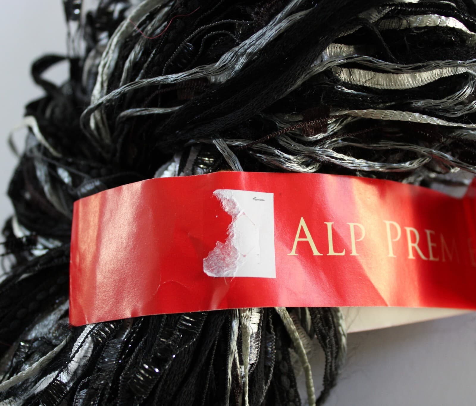 Feza ALP Premier Col415 Black & Silver Mixed Hand Tied Yarn 100g 210yd - Thumbnail 3