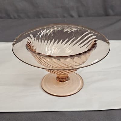 Imperial Twist Optic Pink Footed Pedestal Bowl Swirl with Rolled Rim Dish 1920s - Thumbnail 2
