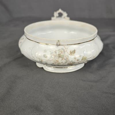 LS&S Carlsbad Sugar Bowl Base Austria Pink Blue Florals Scalloped Vintage - Thumbnail 2