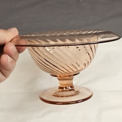 Imperial Twist Optic Pink Footed Pedestal Bowl Swirl with Rolled Rim Dish 1920s - Thumbnail 5