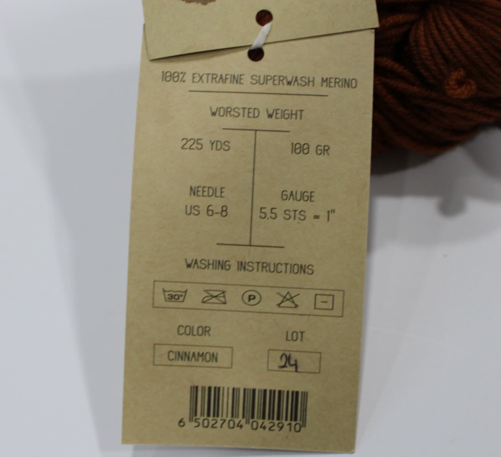 Urth Harvest Worsted Yarn 100% Extrafine Superwash Merino Cinnamin - Thumbnail 3