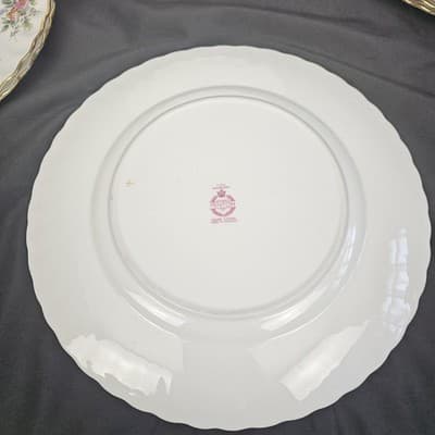 Minton Marlow Bone China Dinner Plate 10.5" Dia Set of 4 Read Description - Thumbnail 5