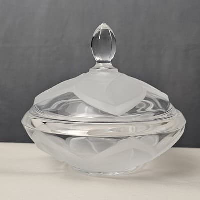 Vintage Cristal D'Arques *Clear & Frosted* Leaded Crystal Candy Dish With Lid - Thumbnail 2