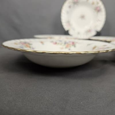 Minton Marlow Bone China Soup Salad Bowls 7.75" Dia Set of 5 - Thumbnail 2