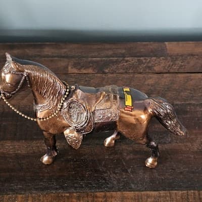 Vintage Cast Metal Souvenir Prize Horse Figurine Copper Colored Western Saddle - Thumbnail 2