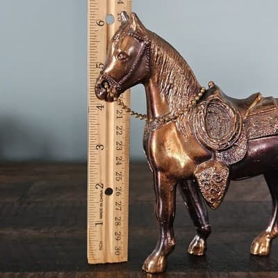 Vintage Cast Metal Souvenir Prize Horse Figurine Copper Colored Western Saddle - Thumbnail 8