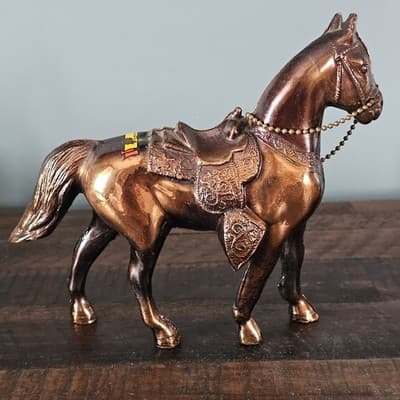 Vintage Cast Metal Souvenir Prize Horse Figurine Copper Colored Western Saddle - Thumbnail 4