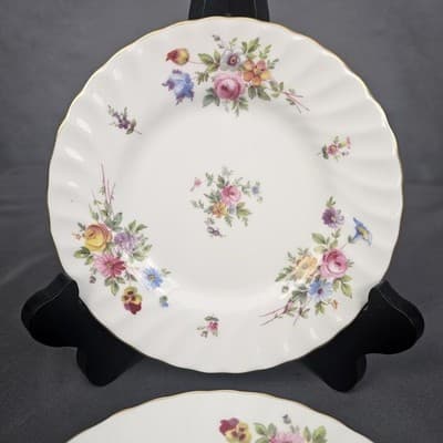 Minton Marlow Bone China Bread Plates 6.25 Dia Set of 5 England - Thumbnail 2