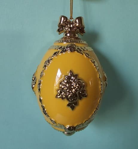 Danbury Mint Baltimore Oriole Christmas Ornament Birds of Splendor Egg 3.5" - Thumbnail 2