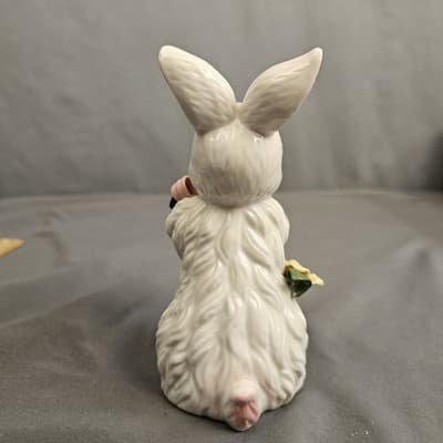 Vintage Porcelain Bunny Rabbit with Flowers Figurine Easter - Thumbnail 13