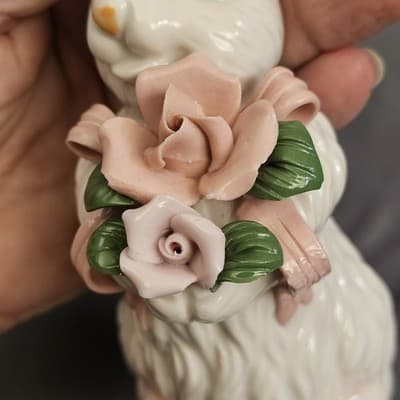 Vintage Porcelain Bunny Rabbit with Flowers Figurine Easter - Thumbnail 6