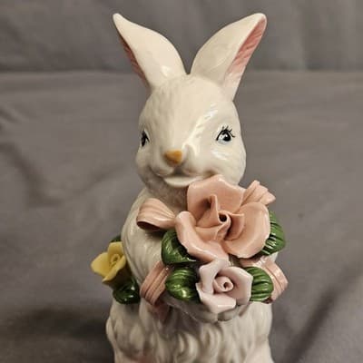 Vintage Porcelain Bunny Rabbit with Flowers Figurine Easter - Thumbnail 7