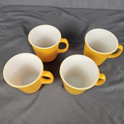 Pyrex - Sunflower Gold - 4 Count Coffee Cups - Thumbnail 3