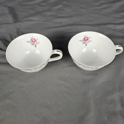 Royal Swirl by Fine China Of Japan Footed Cup Set Of 2 Tea Coffee - Thumbnail 2