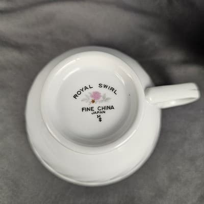 Royal Swirl by Fine China Of Japan Footed Cup Set Of 2 Tea Coffee - Thumbnail 3