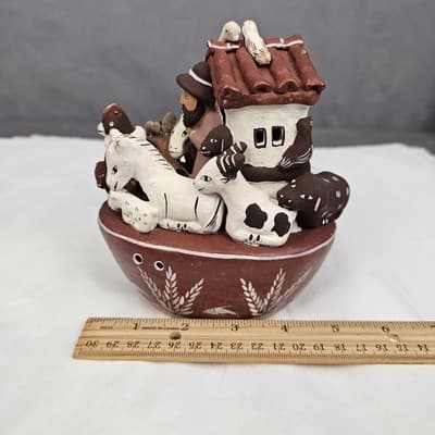 6” Handcrafted Peruvian Folk Art Clay Noah's Ark Figurine Christian Room Art - Thumbnail 7