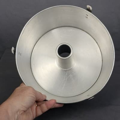 Vtg Angel Food Cake PAN 10x4" Round 2 pc Aluminum Tube Baking Tin Unmarked - Thumbnail 3