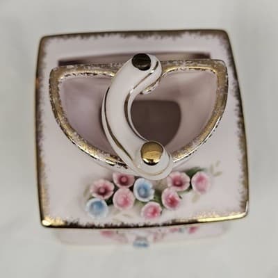 Vintage Lefton China Hand Painted Pink Coffee Grinder w Flowers Figurine Planter - Thumbnail 6