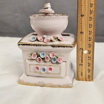 Vintage Lefton China Hand Painted Pink Coffee Grinder w Flowers Figurine Planter - Thumbnail 10