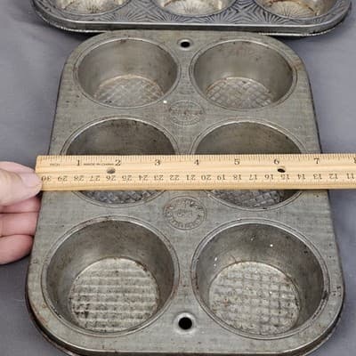 2 Vintage Ecko Ovenex Starburst Metal Muffin Cupcake Tin Baking Pans - Thumbnail 9