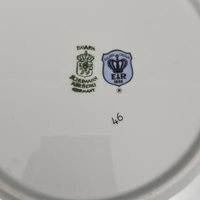Siamese Cat Plate Bavaria Germany Golden Crown E&R Vintage Beautiful Kitty 7.5" - Thumbnail 4