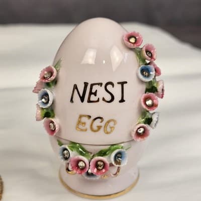 LEFTON Vintage Porcelain Lt. Rose Nesi Nest Egg With Lid & Bell Hand Painted - Thumbnail 3