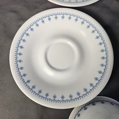 Vintage Corelle Blue Snow Flake Hook Handle Cups & Saucers Set Of 4 - Thumbnail 4