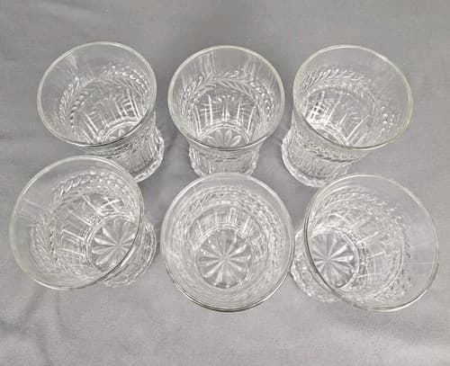 6 Laurel Leaf Horizontal Tumblers Anchor Hocking Flower Design on Bottom Flared - Thumbnail 7