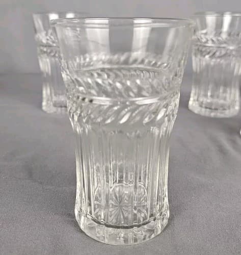 6 Laurel Leaf Horizontal Tumblers Anchor Hocking Flower Design on Bottom Flared - Thumbnail 5