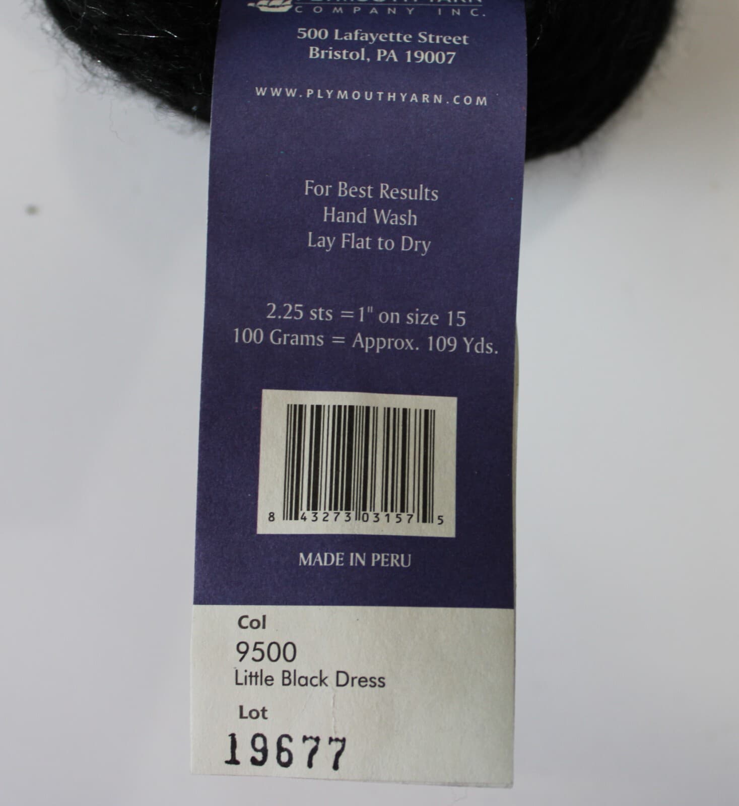 DeAire Glow Plymouth Yarns 97% Fine Merino 3% Stellina Little Black Dres - Thumbnail 3