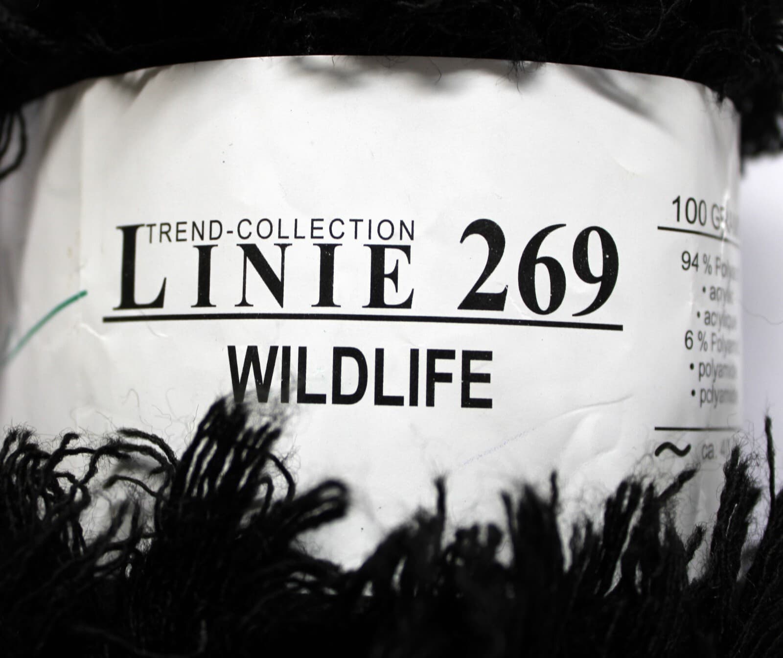 Linie 269 Wildlife Online Yarn Col 010 Black 94% Acrylic 6% Nylon 100gr 40m - Thumbnail 3