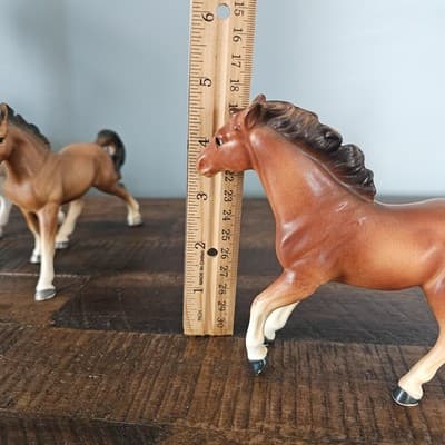 Small Horse Pony Figurines Lot of 3 Buckskin, Gray, Bay Vintage 4.5" Tall - Thumbnail 10