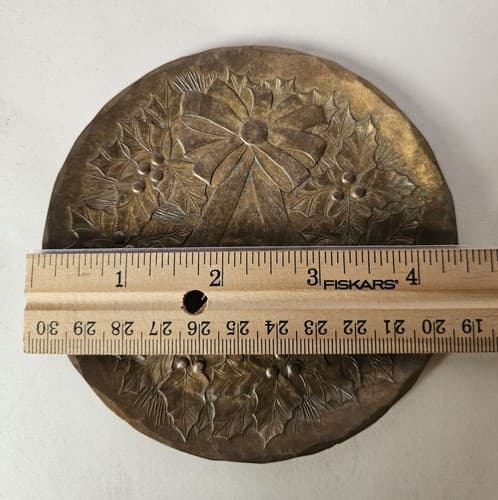 Hammered Wendell August Forge Christmas Wreath Coaster 4.25” Solid Bronze - Thumbnail 5