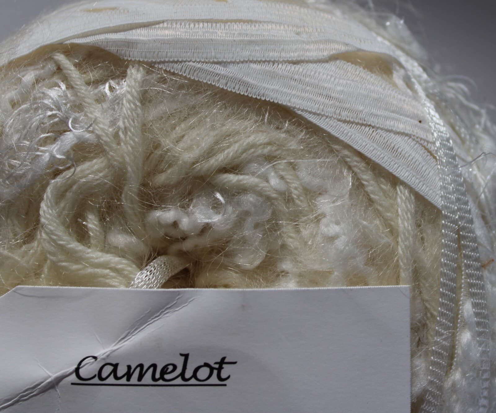 Camelot Designer Yarn Cream 31% Nylon 30% Wool 27% Acrylic 10% Mohair 327yd - Thumbnail 2