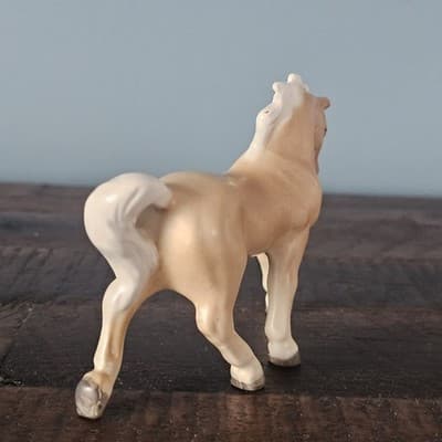 Pale Prancing Palomino Horse Pony Figurine Victoria Ceramics 3" Tall - Thumbnail 4