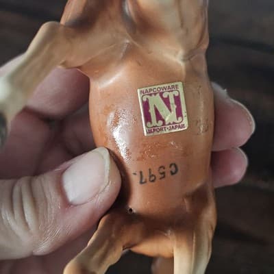 Vintage Small Bay Horse Figurine Napcoware C597 4.25" Tall - Thumbnail 8