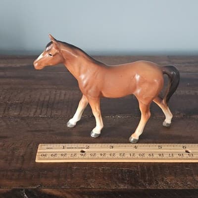 Vintage Small Bay Horse Figurine Napcoware C597 4.25" Tall - Thumbnail 9