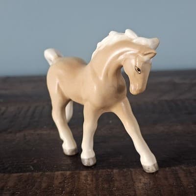 Pale Prancing Palomino Horse Pony Figurine Victoria Ceramics 3" Tall - Thumbnail 2