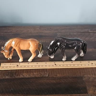 Grazing Horses Pony Small Figurines Bay Black Glossy 2.75" Tall Set of 2 Horse - Thumbnail 9