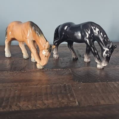 Grazing Horses Pony Small Figurines Bay Black Glossy 2.75" Tall Set of 2 Horse - Thumbnail 3